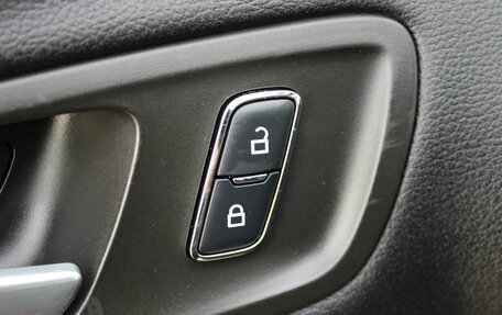 Ford Kuga III, 2015 год, 1 399 000 рублей, 11 фотография