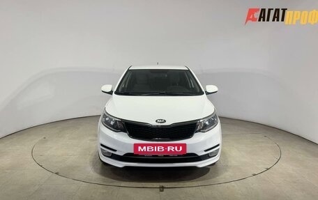 KIA Rio IV, 2017 год, 1 000 000 рублей, 2 фотография