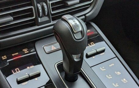Porsche Macan I рестайлинг, 2025 год, 8 764 000 рублей, 2 фотография