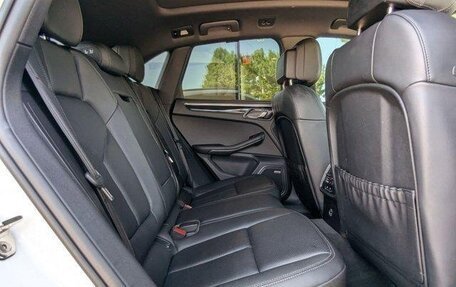 Porsche Macan I рестайлинг, 2025 год, 8 764 000 рублей, 15 фотография