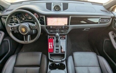 Porsche Macan I рестайлинг, 2025 год, 8 764 000 рублей, 20 фотография