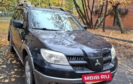 Mitsubishi Outlander III рестайлинг 3, 2005 год, 490 000 рублей, 2 фотография
