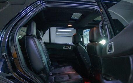 Ford Explorer VI, 2014 год, 1 500 000 рублей, 9 фотография