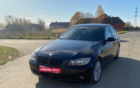 BMW 3 серия, 2005 год, 700 000 рублей, 2 фотография