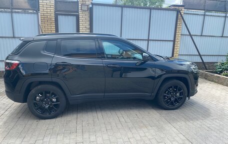 Jeep Compass II, 2022 год, 2 900 000 рублей, 5 фотография