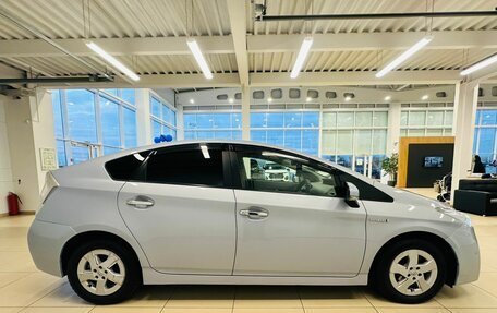 Toyota Prius, 2011 год, 1 129 000 рублей, 7 фотография
