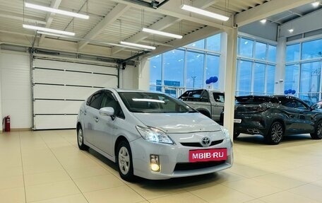 Toyota Prius, 2011 год, 1 129 000 рублей, 8 фотография