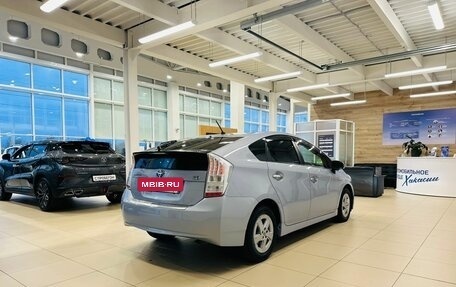 Toyota Prius, 2011 год, 1 129 000 рублей, 6 фотография