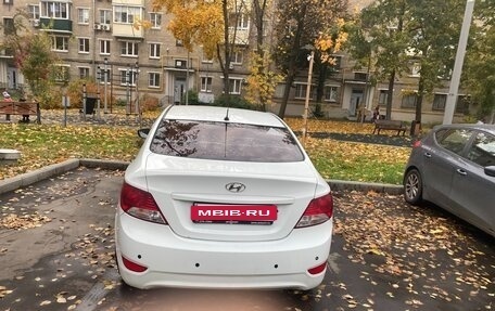 Hyundai Solaris II рестайлинг, 2012 год, 592 000 рублей, 3 фотография