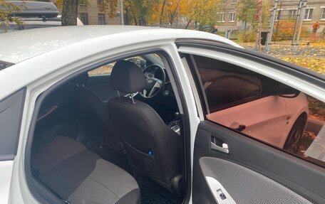 Hyundai Solaris II рестайлинг, 2012 год, 592 000 рублей, 8 фотография