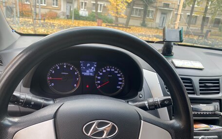 Hyundai Solaris II рестайлинг, 2012 год, 592 000 рублей, 11 фотография