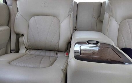 Infiniti QX56, 2011 год, 2 200 000 рублей, 2 фотография