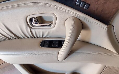 Infiniti QX56, 2011 год, 2 200 000 рублей, 18 фотография