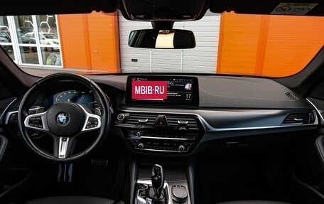 BMW 5 серия, 2021 год, 6 000 000 рублей, 18 фотография
