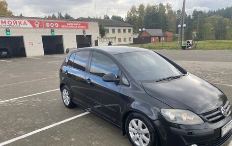 Volkswagen Golf Plus I, 2006 год, 600 000 рублей, 2 фотография