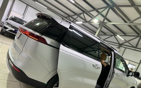 KIA Carnival, 2023 год, 3 900 000 рублей, 10 фотография