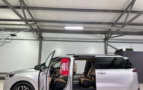 KIA Carnival, 2023 год, 3 900 000 рублей, 20 фотография