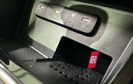 KIA Carnival, 2023 год, 3 900 000 рублей, 28 фотография