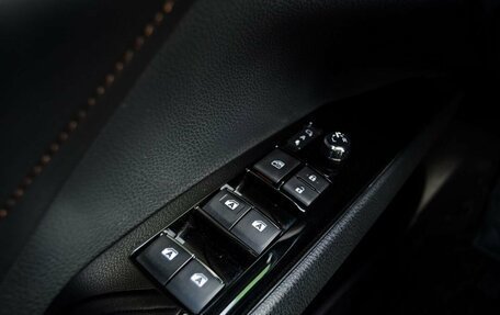 Toyota Camry, 2020 год, 3 100 000 рублей, 17 фотография