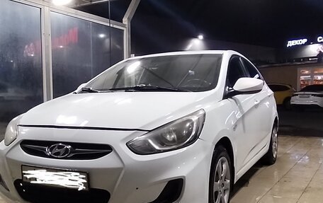 Hyundai Solaris II рестайлинг, 2014 год, 440 000 рублей, 7 фотография