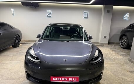 Tesla Model 3 I, 2021 год, 3 100 000 рублей, 1 фотография