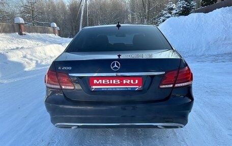 Mercedes-Benz E-Класс, 2015 год, 1 850 000 рублей, 3 фотография