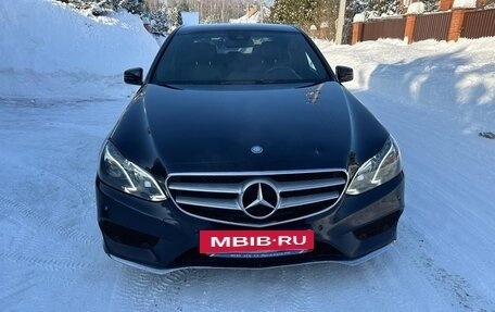 Mercedes-Benz E-Класс, 2015 год, 1 850 000 рублей, 2 фотография