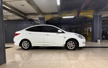 Hyundai Solaris II рестайлинг, 2015 год, 550 000 рублей, 4 фотография