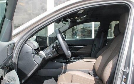 BMW 5 серия, 2025 год, 5 718 000 рублей, 20 фотография