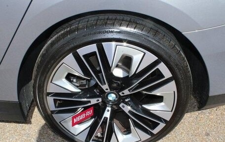 BMW 5 серия, 2025 год, 5 718 000 рублей, 9 фотография