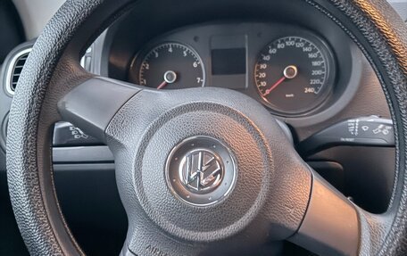 Volkswagen Polo VI (EU Market), 2010 год, 460 000 рублей, 2 фотография