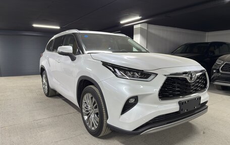 Toyota Highlander, 2025 год, 5 750 000 рублей, 3 фотография