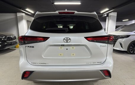 Toyota Highlander, 2025 год, 5 750 000 рублей, 4 фотография