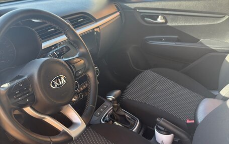 KIA Rio IV, 2020 год, 1 800 000 рублей, 9 фотография