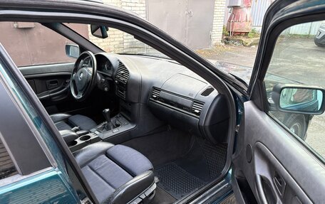 BMW 3 серия, 1997 год, 740 000 рублей, 3 фотография