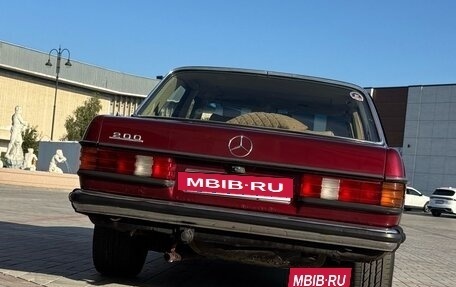 Mercedes-Benz W123, 1976 год, 450 000 рублей, 5 фотография