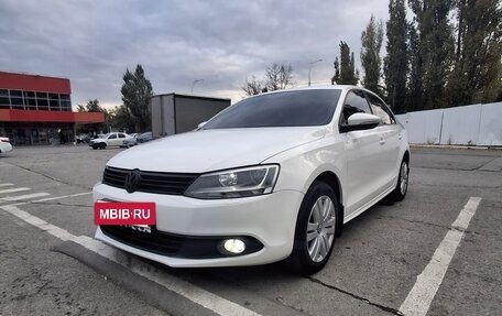 Volkswagen Jetta VI, 2013 год, 1 200 000 рублей, 7 фотография