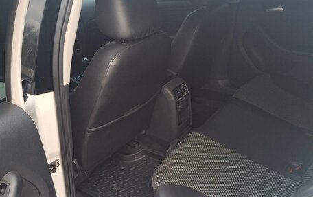 Volkswagen Jetta VI, 2013 год, 1 200 000 рублей, 15 фотография
