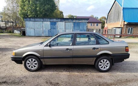 Volkswagen Passat B3, 1991 год, 320 000 рублей, 2 фотография