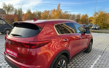 KIA Sportage IV рестайлинг, 2018 год, 2 300 000 рублей, 6 фотография