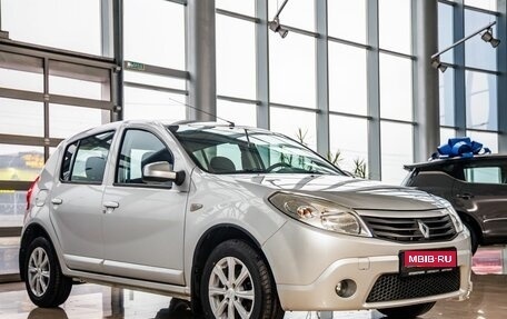 Renault Sandero I, 2012 год, 898 000 рублей, 1 фотография