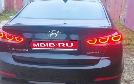 Hyundai Elantra VI рестайлинг, 2017 год, 1 280 000 рублей, 3 фотография