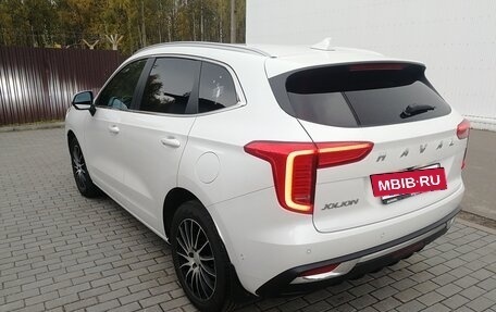 Haval Jolion, 2023 год, 1 900 000 рублей, 5 фотография
