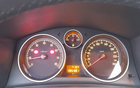 Opel Zafira B, 2011 год, 800 000 рублей, 2 фотография