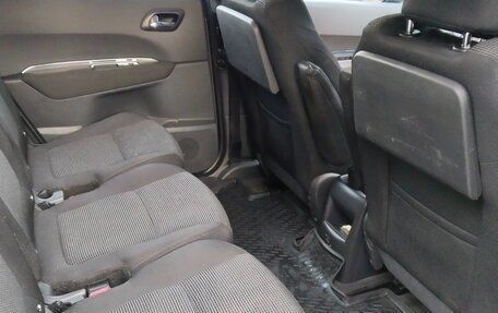 Peugeot 5008 I рестайлинг, 2010 год, 800 000 рублей, 12 фотография
