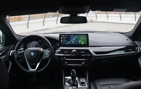 BMW 5 серия, 2019 год, 3 200 000 рублей, 10 фотография
