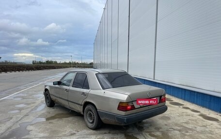 Mercedes-Benz W124, 1988 год, 175 000 рублей, 4 фотография