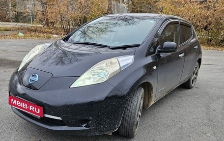 Nissan Leaf I, 2014 год, 650 000 рублей, 2 фотография