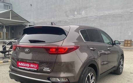 KIA Sportage IV рестайлинг, 2019 год, 1 980 000 рублей, 5 фотография
