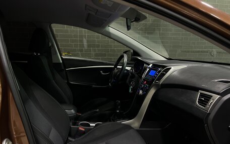 Hyundai i30 II рестайлинг, 2013 год, 880 000 рублей, 10 фотография